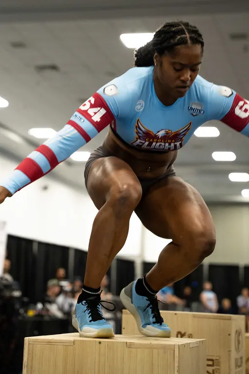 Jordyn Hankins box jump