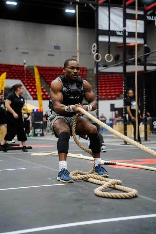 Brandon Farrar rope pull