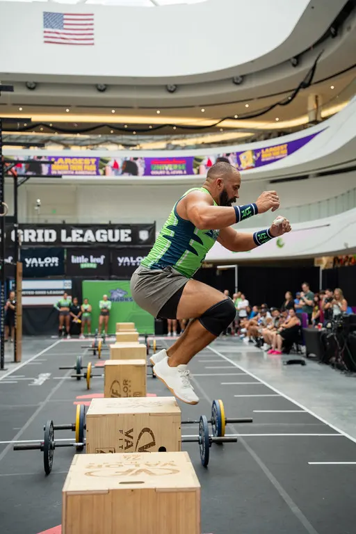 Blake Kidder box jump