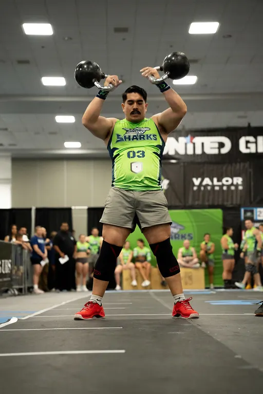 Zaien Zafra kettlebell clean