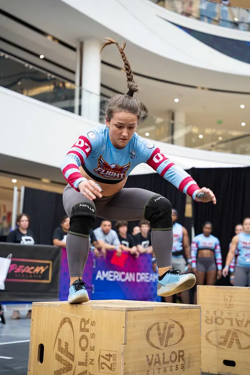 Alexis Turpin box jump
