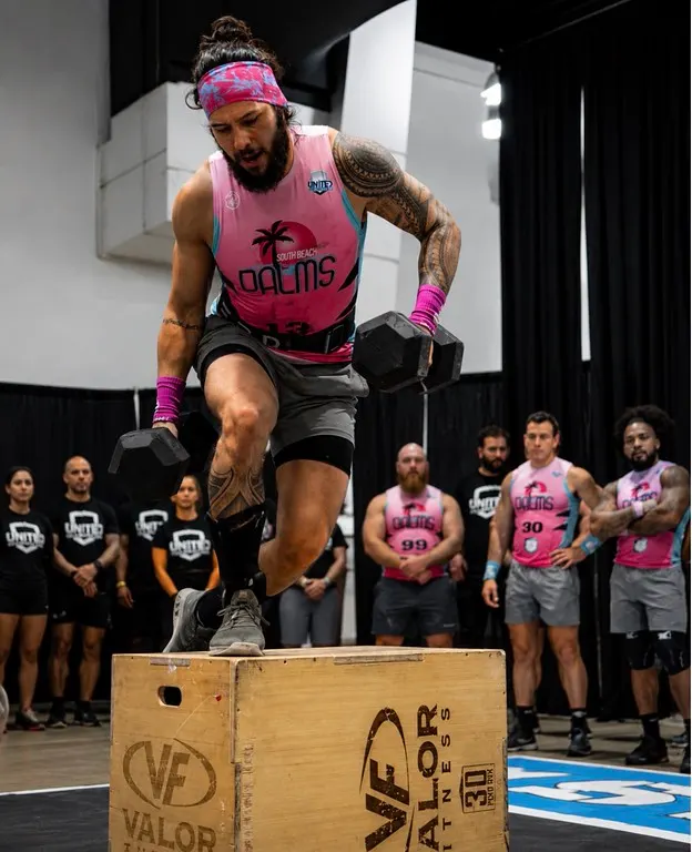 Artur Cabral box jump