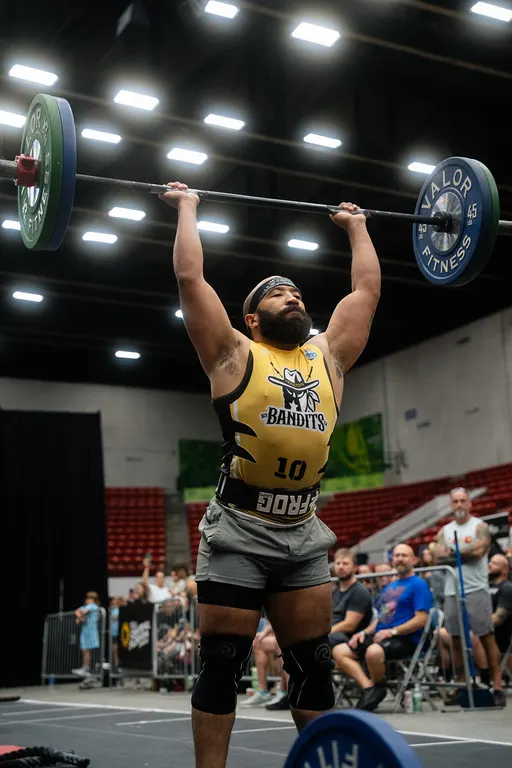 Aaron Medina overhead