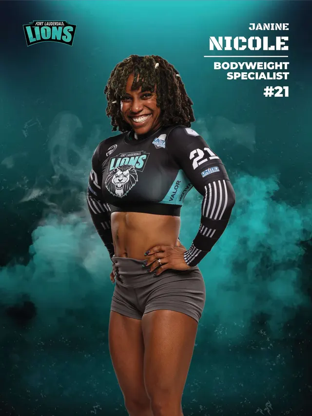 Janine Nicole player card