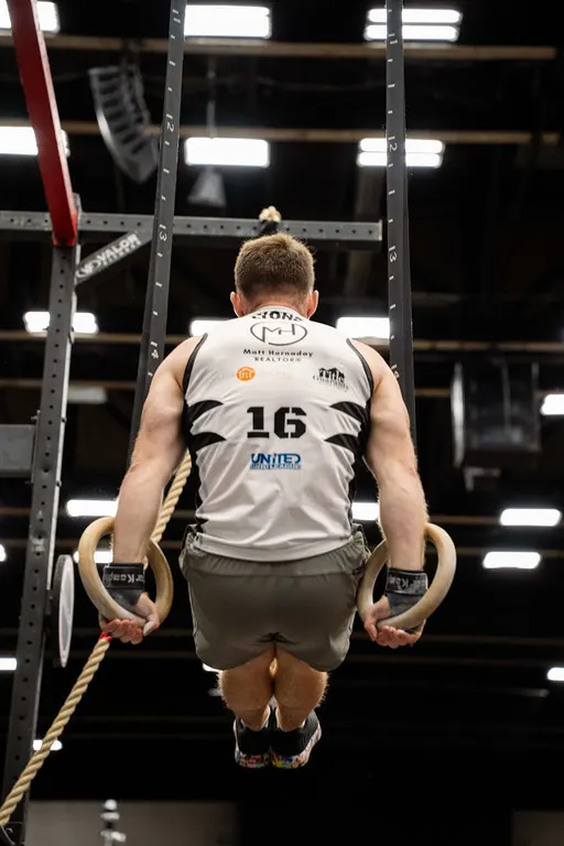 Reece Lyons ring muscle up