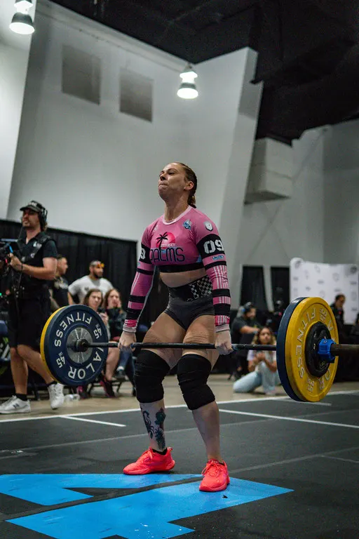 Samantha Secord front squat