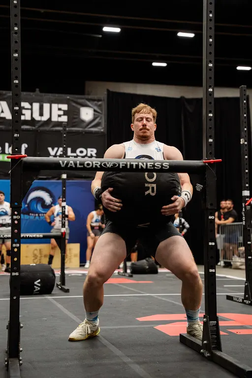 Andrew Dodd over bar
