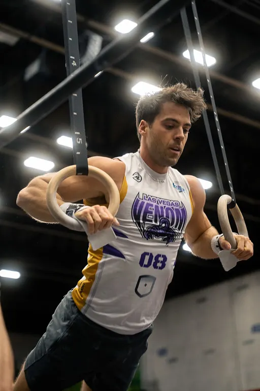 Alec Smith ring muscle up