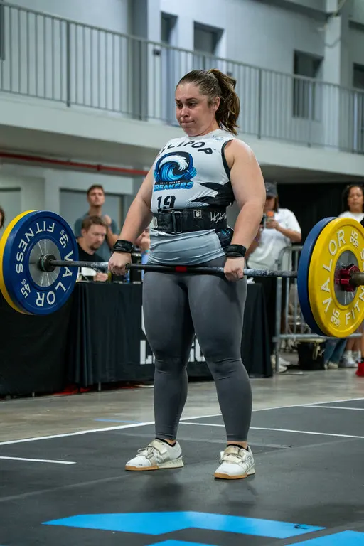 Brianna Maxwell deadlift