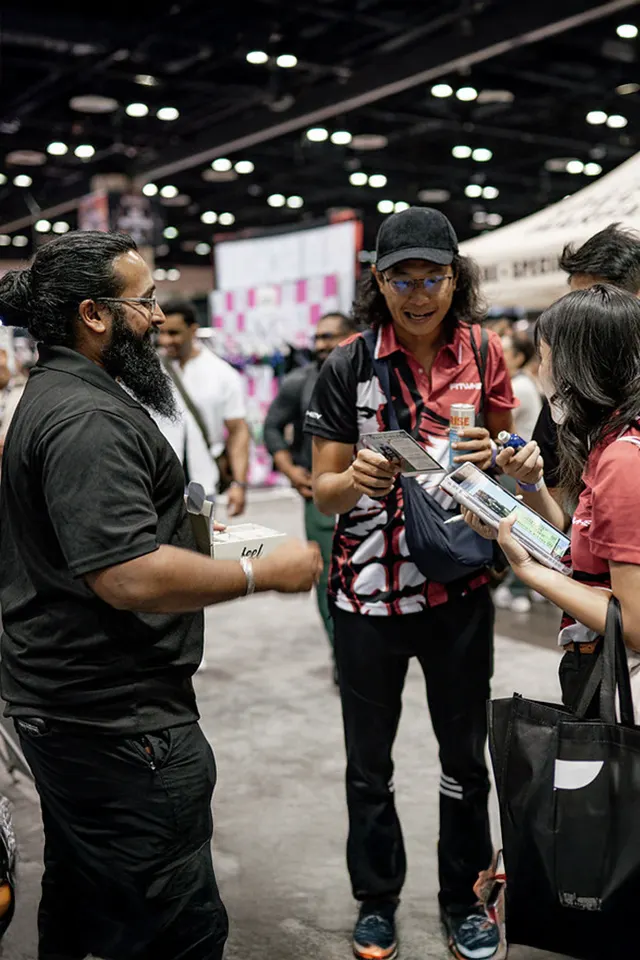 retail and booth crew