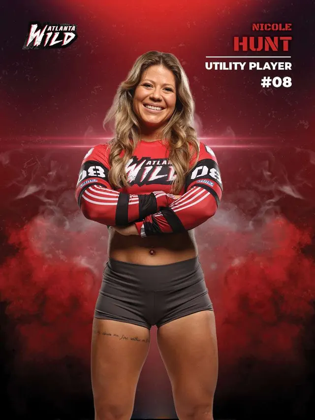Nicole Hunt player card