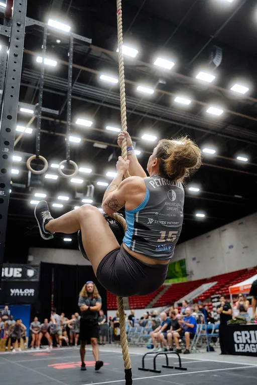 Kara Petruzzelli rope climb